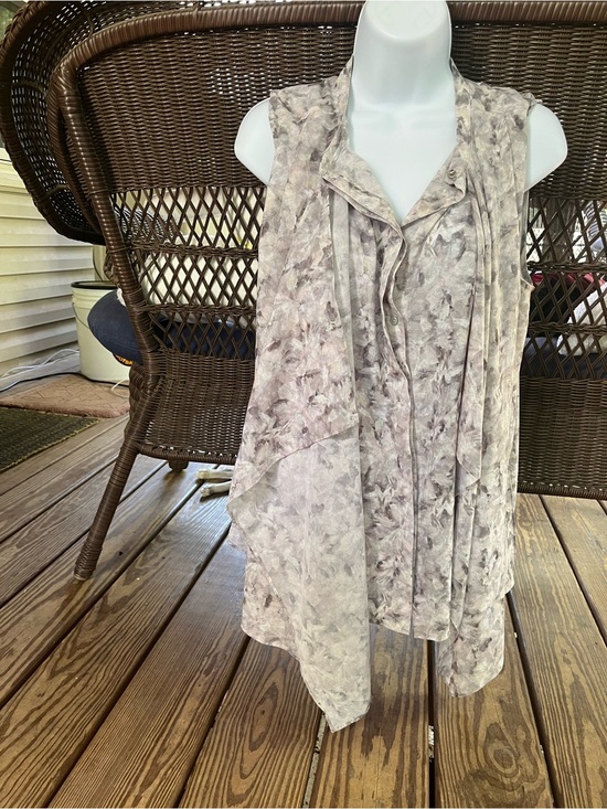 H&M Tops - H&M Sleeveless Floral Print Overlay Top - Light Taupe